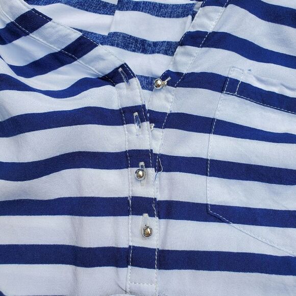 Motherhood Maternity 3/4 sleeve striped blouse - Picture 6 of 9